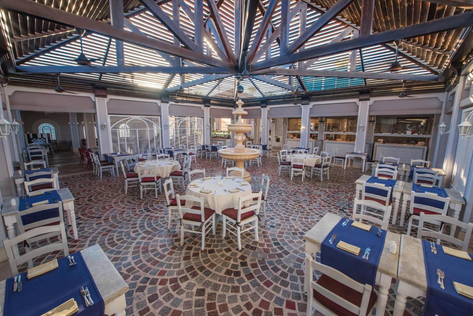 Sentido Reef Oasis Aqua Park Resort シャルム・エル・シェイク エクステリア 写真 The restaurant