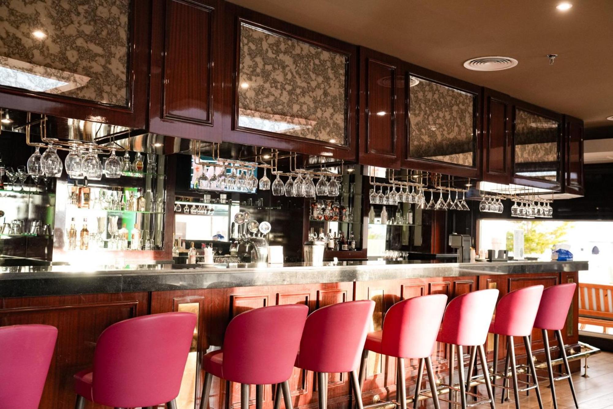 Sentido Reef Oasis Aqua Park Resort シャルム・エル・シェイク エクステリア 写真 The bar at the restaurant