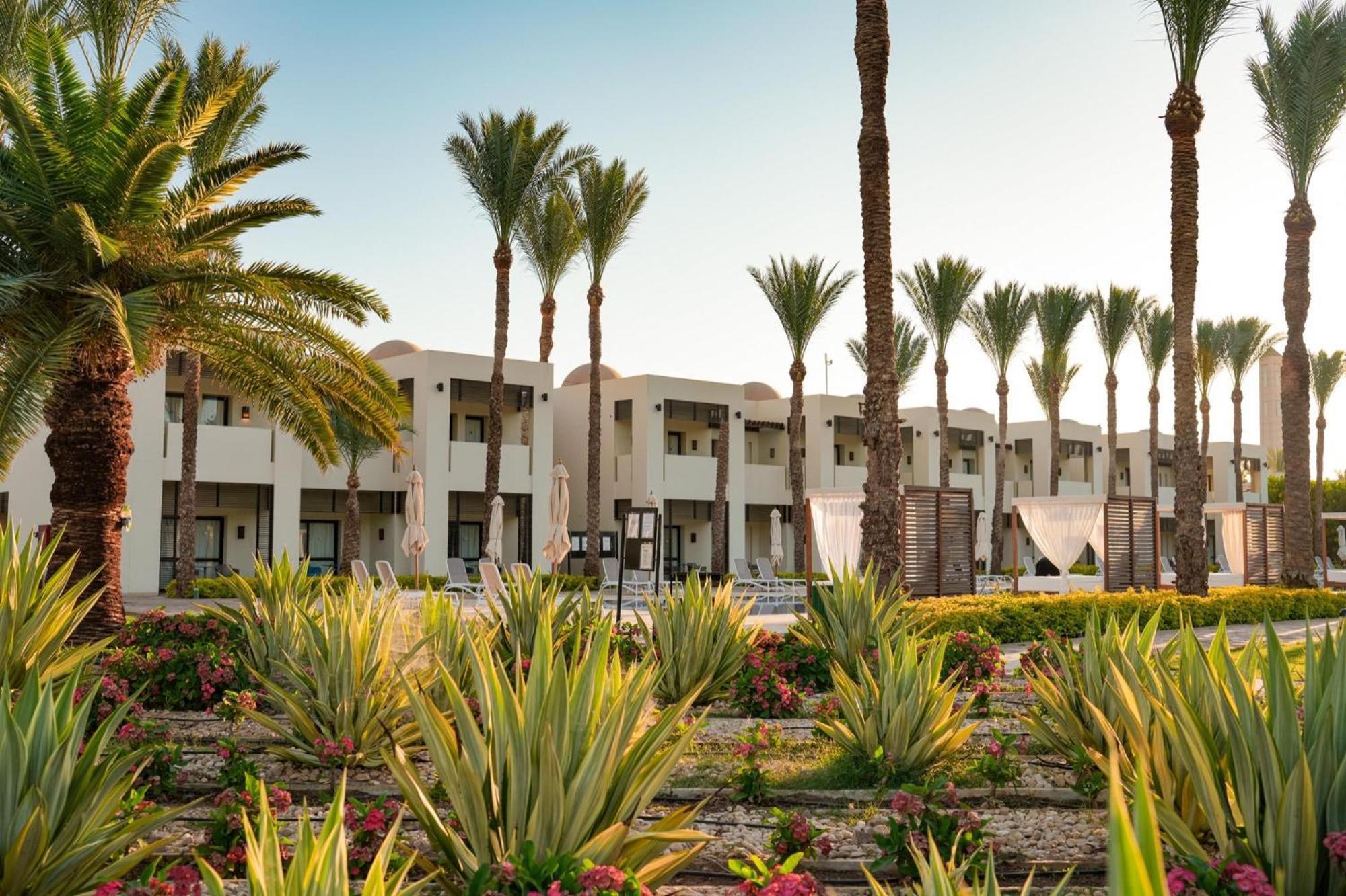 Sentido Reef Oasis Aqua Park Resort シャルム・エル・シェイク エクステリア 写真 The Villas at Mountain Shadows